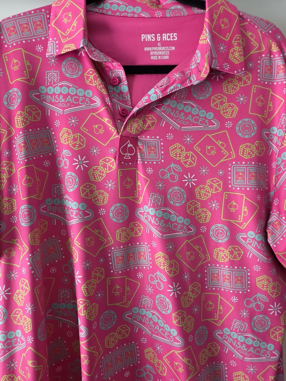 Pins & Aces Men's Pink Casino-Print Golf Polo